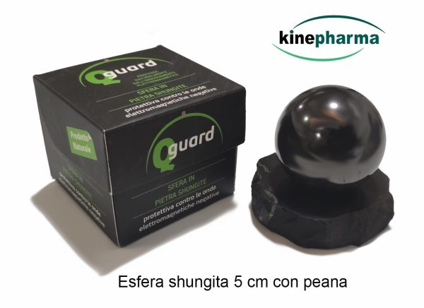 Esfera con peana de Shungita